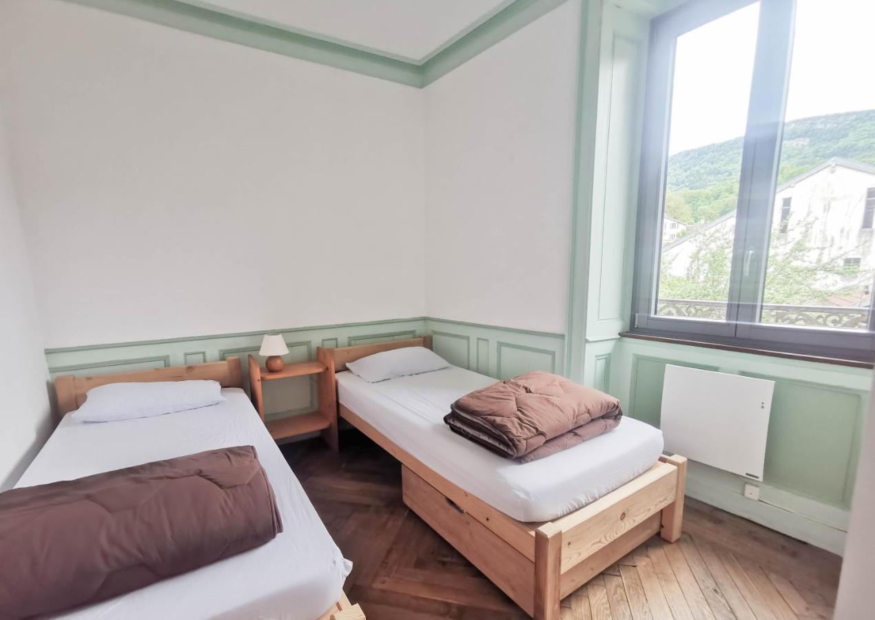 Les Repaires Hotell Nans-sous-Sainte-Anne Eksteriør bilde